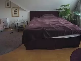 Julmodels Bedroom-A 2's Live Sex Cam Show