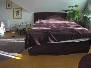 Julmodels Bedroom-A 2's Live Sex Cam Show