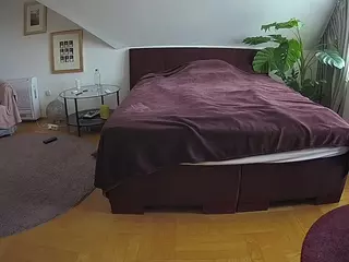 Julmodels Bedroom-A 2's Live Sex Cam Show