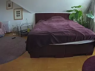 Julmodels Bedroom-A 2's Live Sex Cam Show