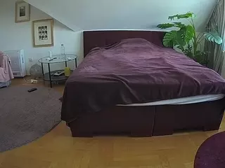Julmodels Bedroom-A 2's Live Sex Cam Show