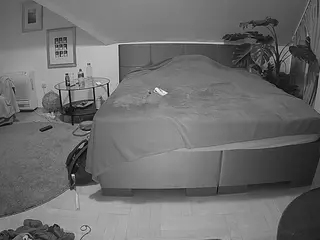 Julmodels Bedroom-A 2's Live Sex Cam Show
