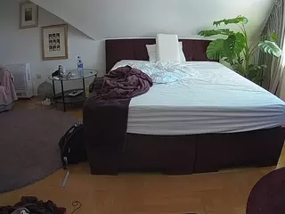 Julmodels Bedroom-A 2's Live Sex Cam Show