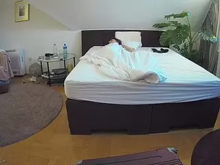 Julmodels Bedroom-A 2's Live Sex Cam Show