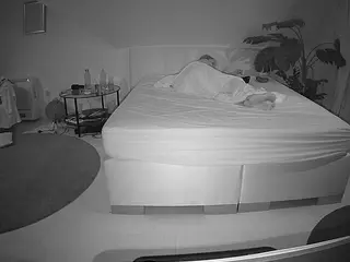 Julmodels Bedroom-A 2's Live Sex Cam Show