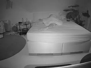 Julmodels Bedroom-A 2's Live Sex Cam Show