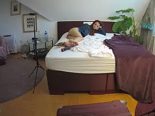 Julmodels Bedroom-A 2's Live Sex Cam Show