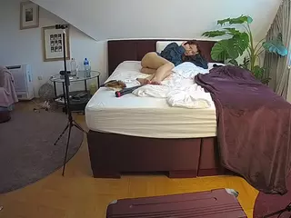 Julmodels Bedroom-A 2's Live Sex Cam Show