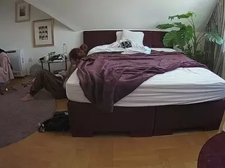 Julmodels Bedroom-A 2's Live Sex Cam Show