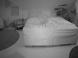 Julmodels Bedroom-A 2's Live Sex Cam Show