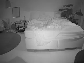 Julmodels Bedroom-A 2's Live Sex Cam Show