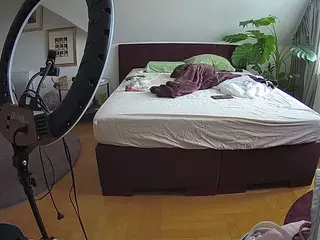 Julmodels Bedroom-A 2's Live Sex Cam Show
