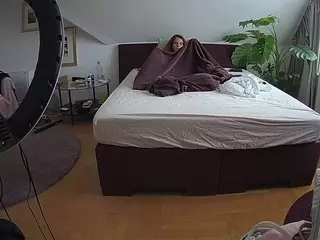 Julmodels Bedroom-A 2's Live Sex Cam Show