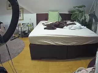 Julmodels Bedroom-A 2's Live Sex Cam Show