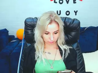 rose-shine's Live Sex Cam Show