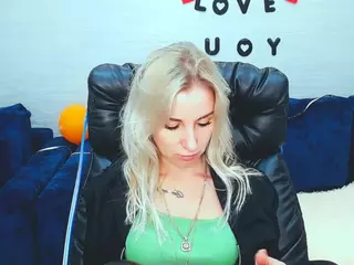 rose-shine's Live Sex Cam Show