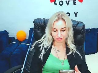 rose-shine's Live Sex Cam Show