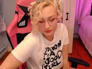 Switchy Kitty's Live Sex Cam Show