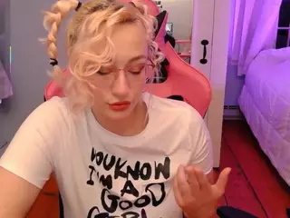 Switchy Kitty's Live Sex Cam Show