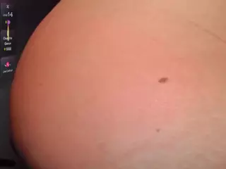 Switchy Kitty's Live Sex Cam Show