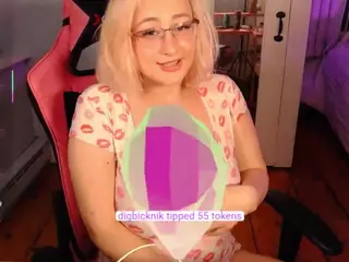 Switchy Kitty's Live Sex Cam Show