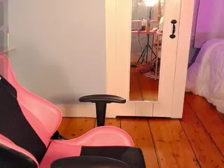 Switchy Kitty's Live Sex Cam Show