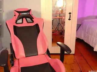 Switchy Kitty's Live Sex Cam Show