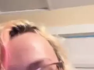 Switchy Kitty's Live Sex Cam Show