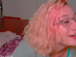 Switchy Kitty's Live Sex Cam Show
