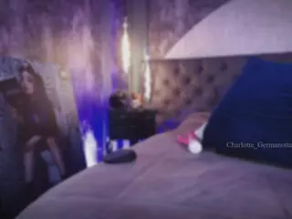 Charlotte's Live Sex Cam Show