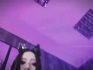 Charlotte's Live Sex Cam Show