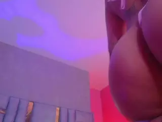 juliia-rose's Live Sex Cam Show