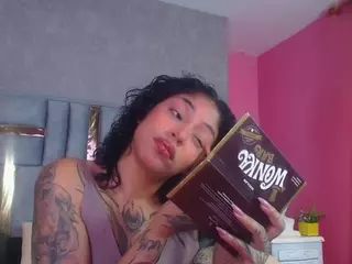 juliia-rose's Live Sex Cam Show