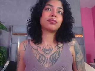juliia-rose's Live Sex Cam Show
