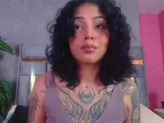 juliia-rose's Live Sex Cam Show