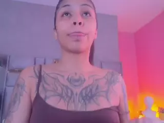 juliia-rose's Live Sex Cam Show