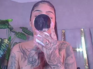 juliia-rose's Live Sex Cam Show