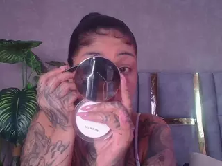 juliia-rose's Live Sex Cam Show