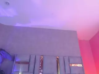 juliia-rose's Live Sex Cam Show