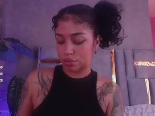 juliia-rose's Live Sex Cam Show