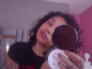 juliia-rose's Live Sex Cam Show