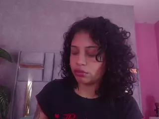 juliia-rose's Live Sex Cam Show