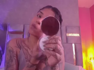 juliia-rose's Live Sex Cam Show