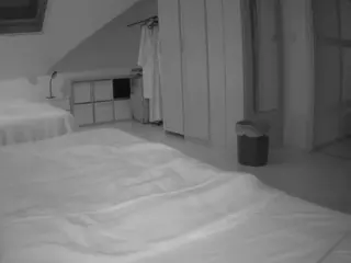 Julmodels Bedroom-D1's Live Sex Cam Show