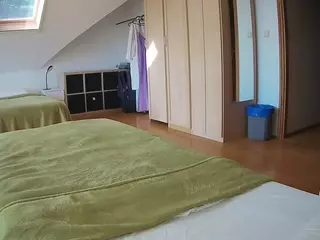 Julmodels Bedroom-D1's Live Sex Cam Show
