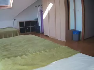 Julmodels Bedroom-D1's Live Sex Cam Show