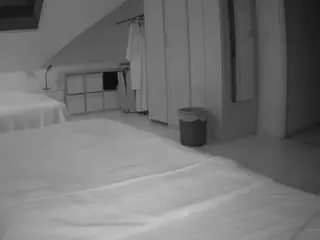 Julmodels Bedroom-D1's Live Sex Cam Show
