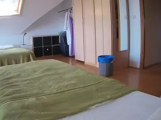 Julmodels Bedroom-D1's Live Sex Cam Show