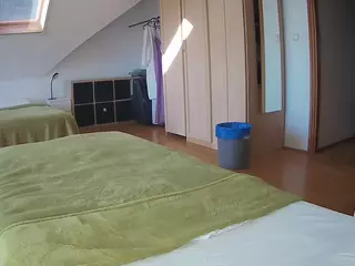 Julmodels Bedroom-D1's Live Sex Cam Show