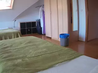 Julmodels Bedroom-D1's Live Sex Cam Show